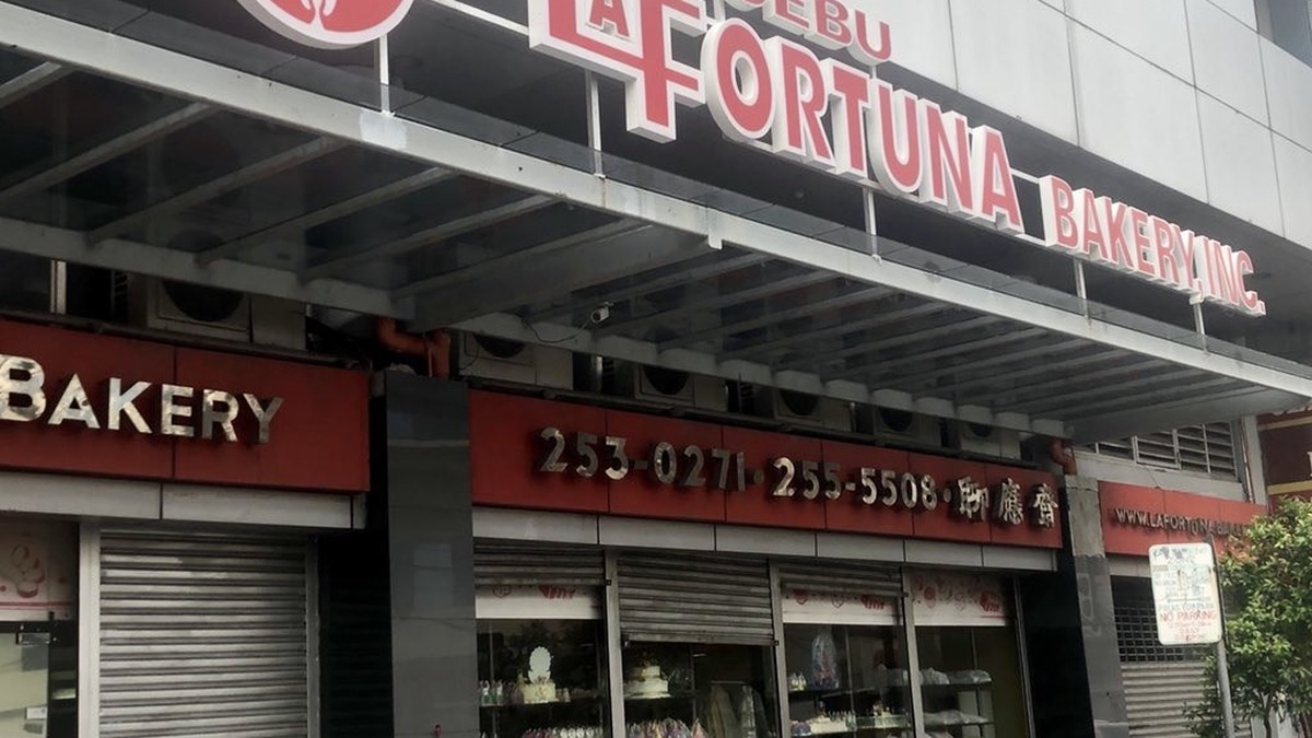宿务La Fortuna Bakery Borromeo店:1953年创立的老店,面包与中式点心怎么选、怎么外带:用地址和建筑找到Borromeo的店铺相关实景