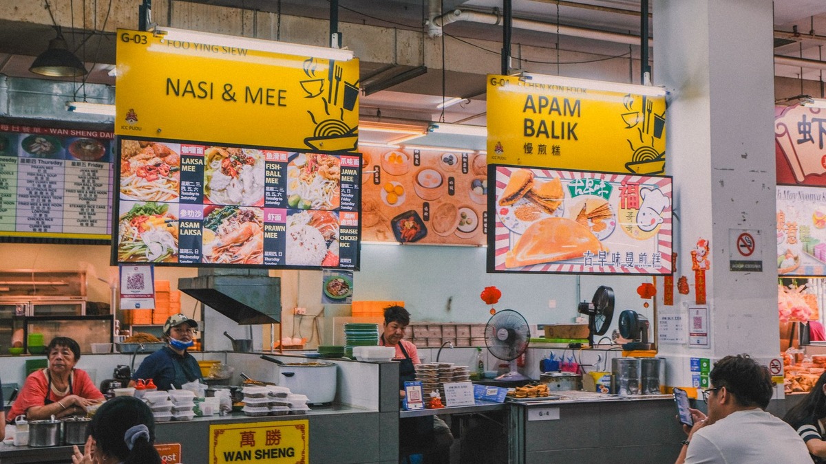宿务Robinsons Fuente吃什么：米饭配菜、披萨、快餐与咖啡按用途选：预算和营业时间以店里的点餐条件为准相关实景