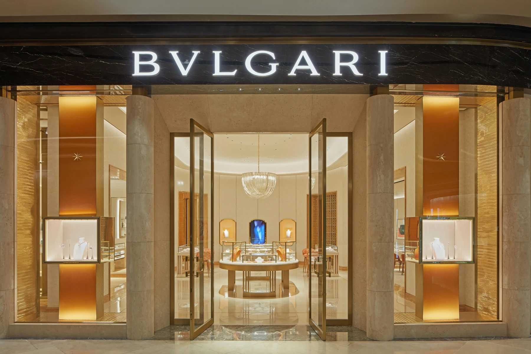 宿务Bulgari NUSTAR Cebu：珠宝、腕表与购买后的咨询窗口
