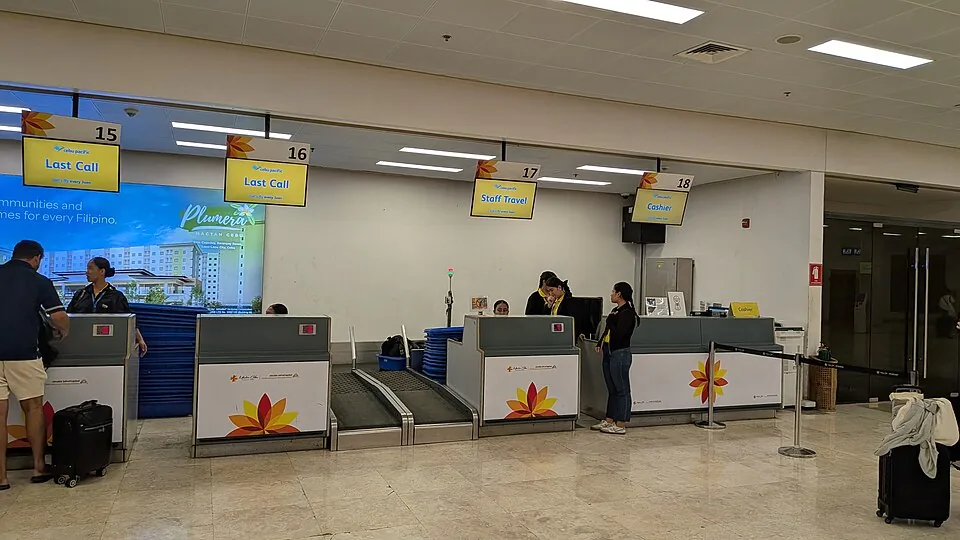 宿务机场的航空公司值机柜台