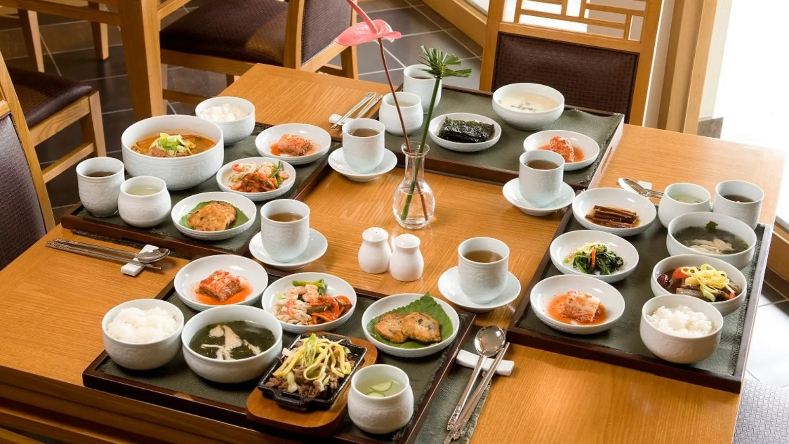 Jpark度假村Maru韩式餐厅的料理与小菜,实际菜单以餐厅确认为准。