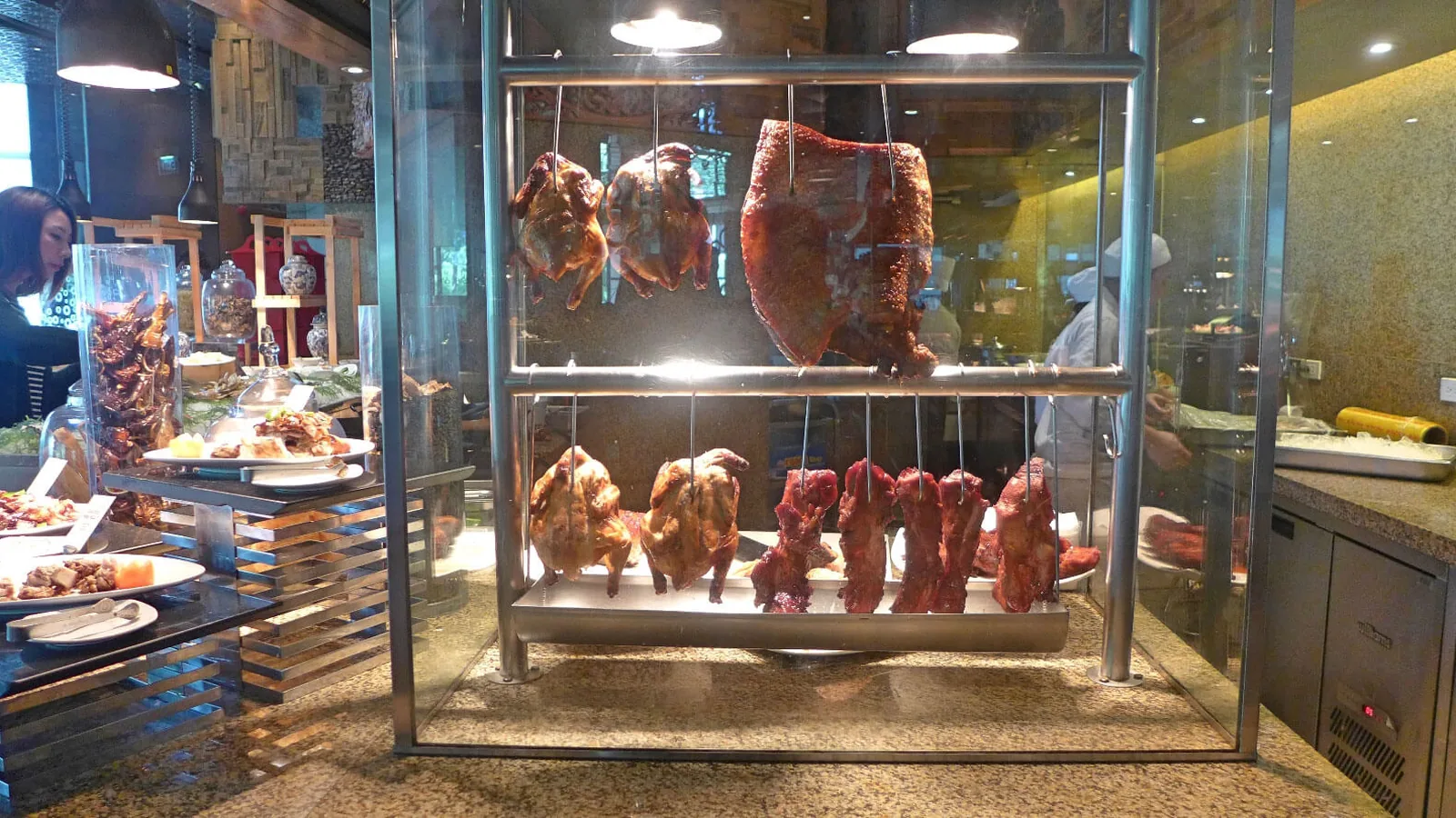 Feria过往自助餐展示中的烤肉区;实际供应以到店当天为准。