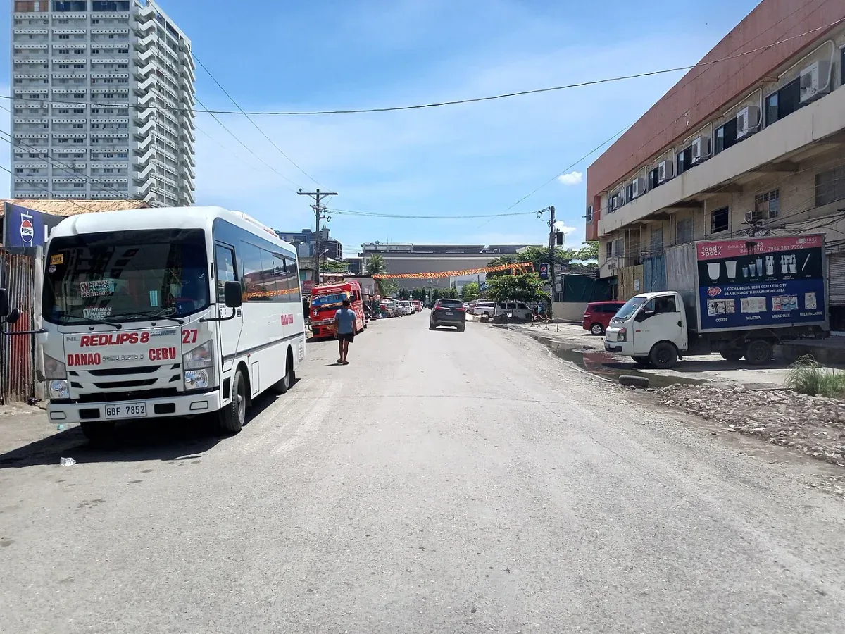 在宿务买车值得吗?二手车价格、购买渠道与养车成本
