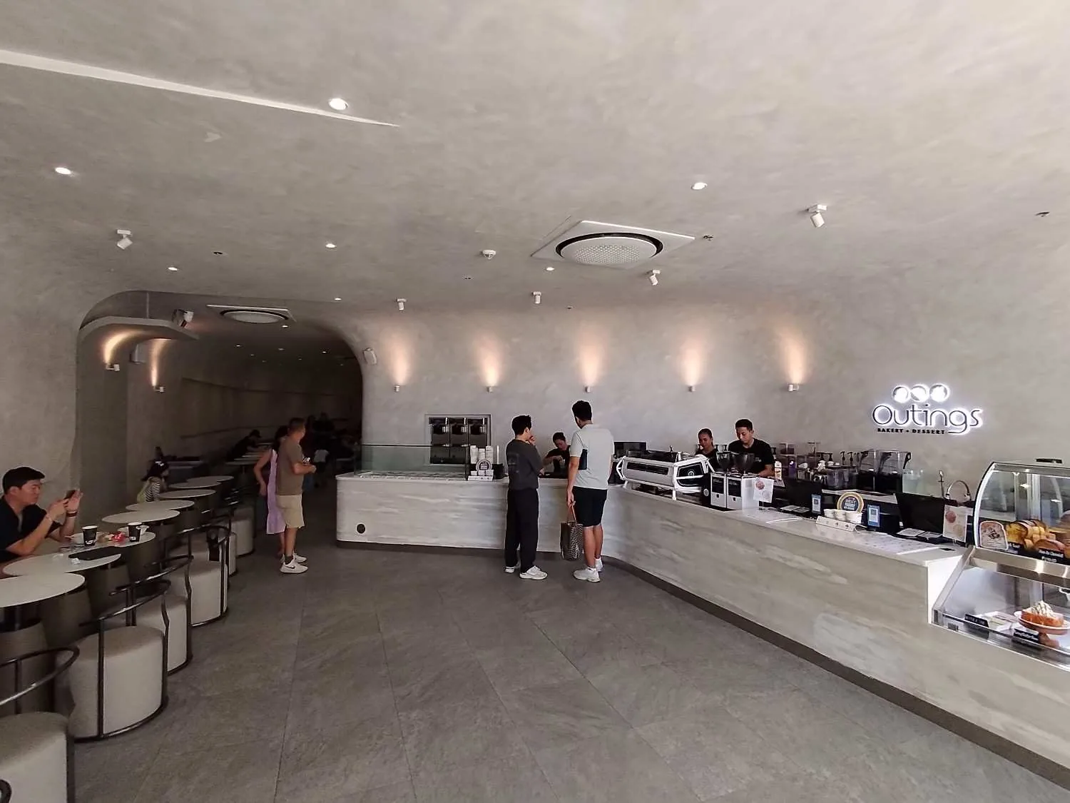 麦克坦新城Outings Bakery＋Dessert：面包、蛋糕与咖啡怎么选的正文相关图片2