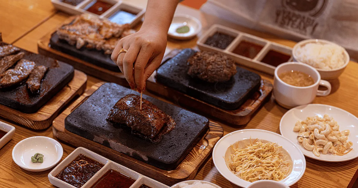 宿务曼达维SM J Mall肉料理：Yappari Steak与Yakiniku Like怎么选的正文相关图片1