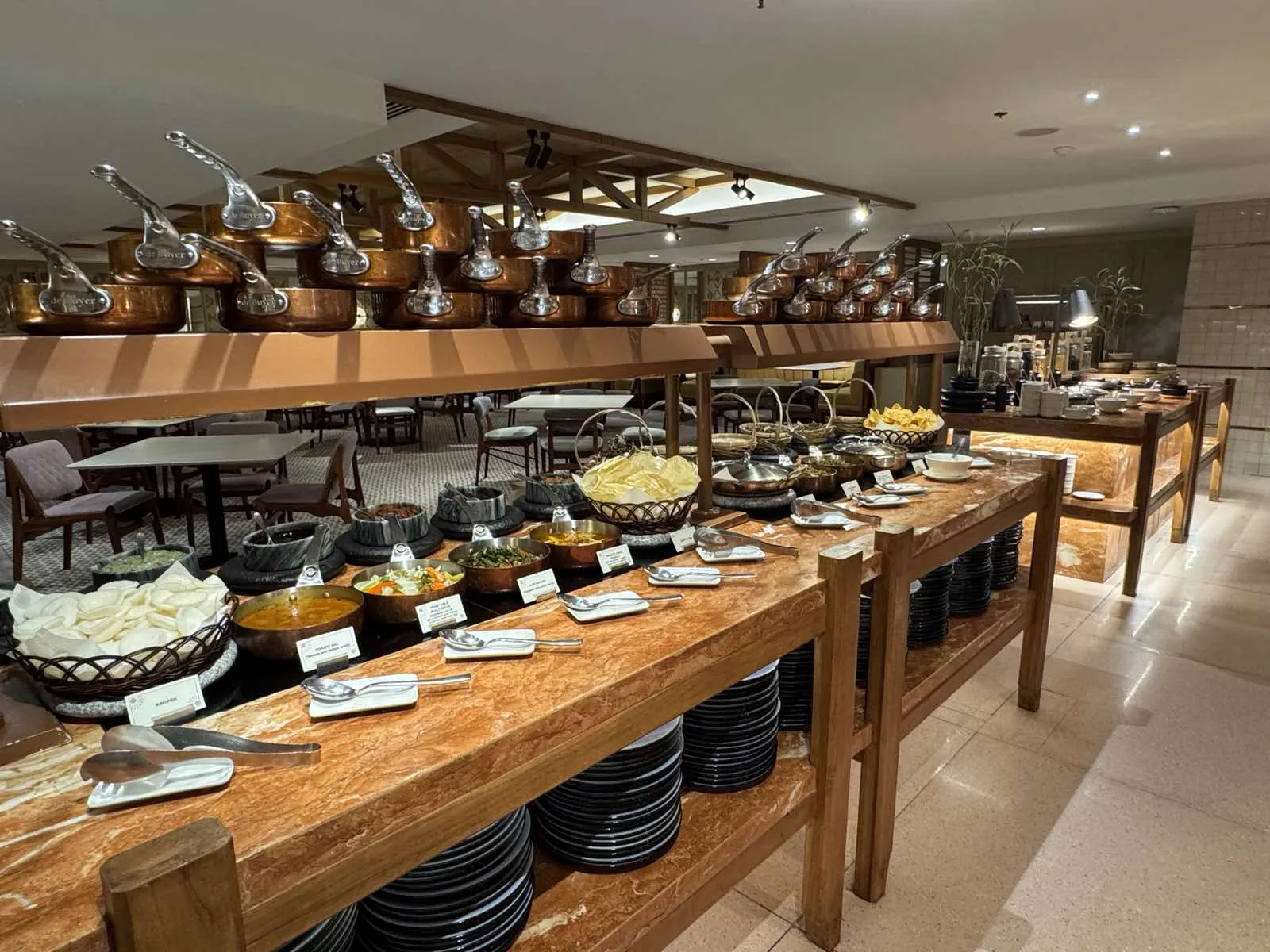 Fili Cafe自助餐：周六午餐、周日早午餐与每晚晚餐的时间和价格的正文相关图片2