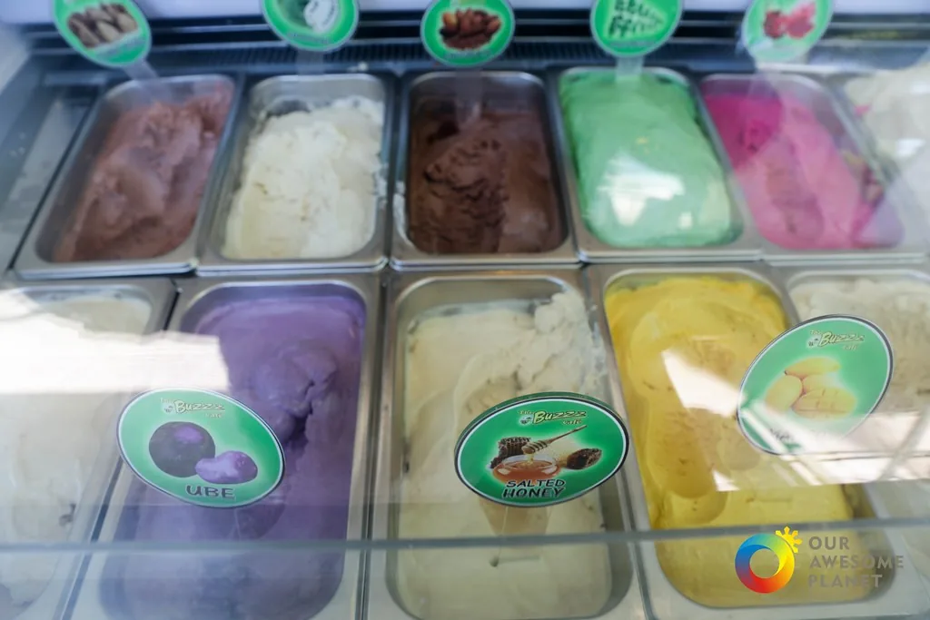 宿务The Buzzz Cafe Galleria Cebu：Bohol Bee Farm的冰淇淋、餐食与伴手礼的正文相关图片2