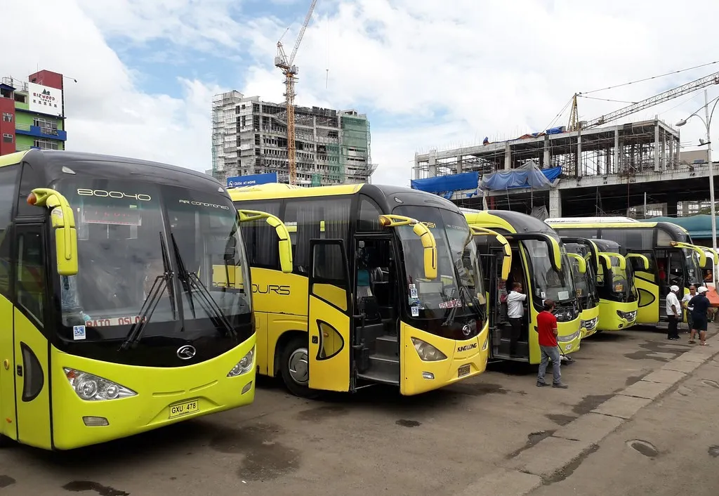 セブ市のSouth Bus TerminalからToledoへ バスの経路確認とSan Carlos方面への船接続を紹介する