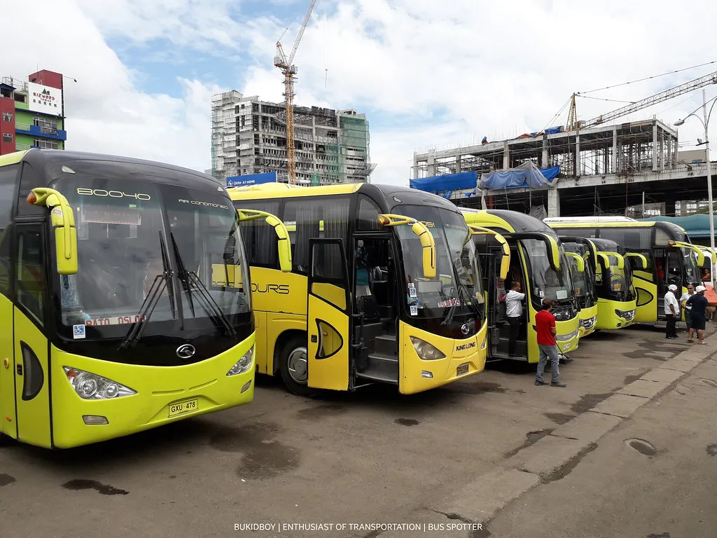 South Bus TerminalのCeresバス
