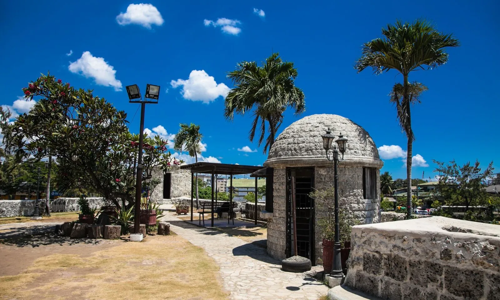 セブのFort San Pedroの保存と修復 地震・台風後の対応と公開情報の確かめ方
