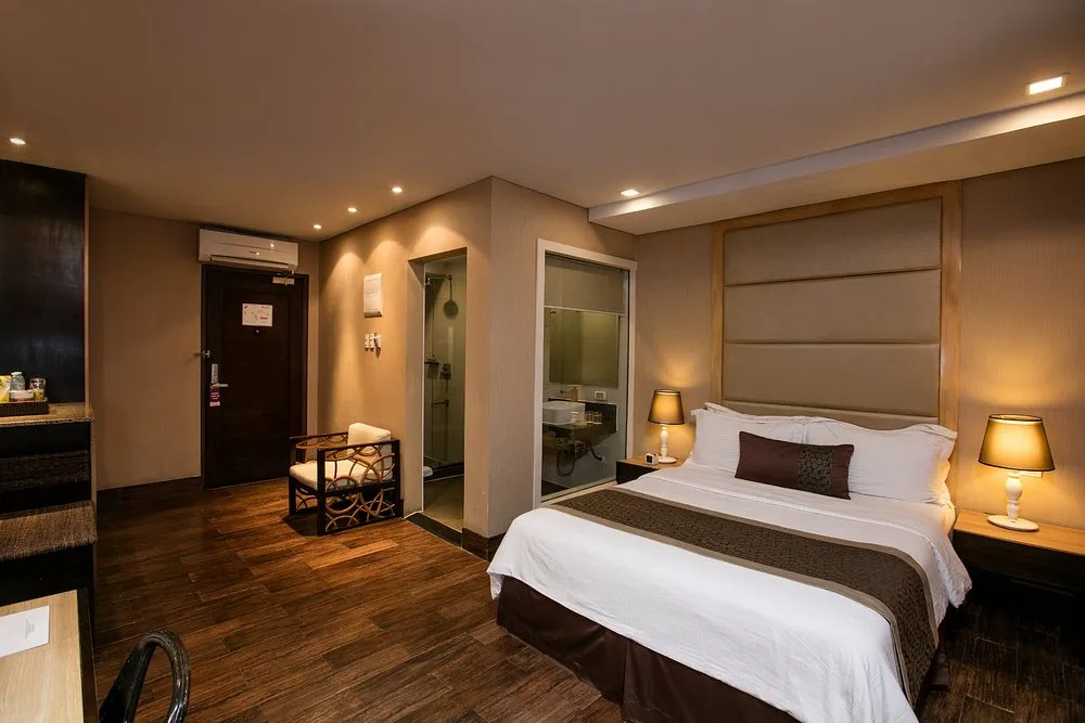 セブのGoldberry Suites & Hotel マクタン｜Pusokの客室・朝食・空港送迎