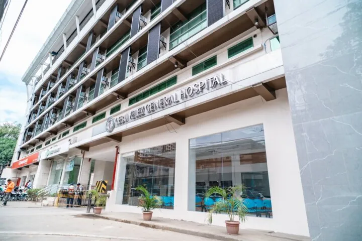 セブ島留学で夜22時30分に体調が悪くなった。薬局・病院・911、留学生はどこへ行く？