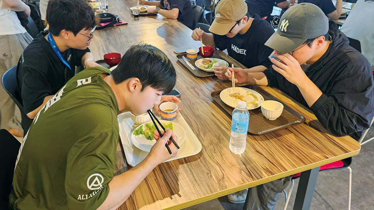 LCICの休日3食と食堂利用 外食するときの考え方