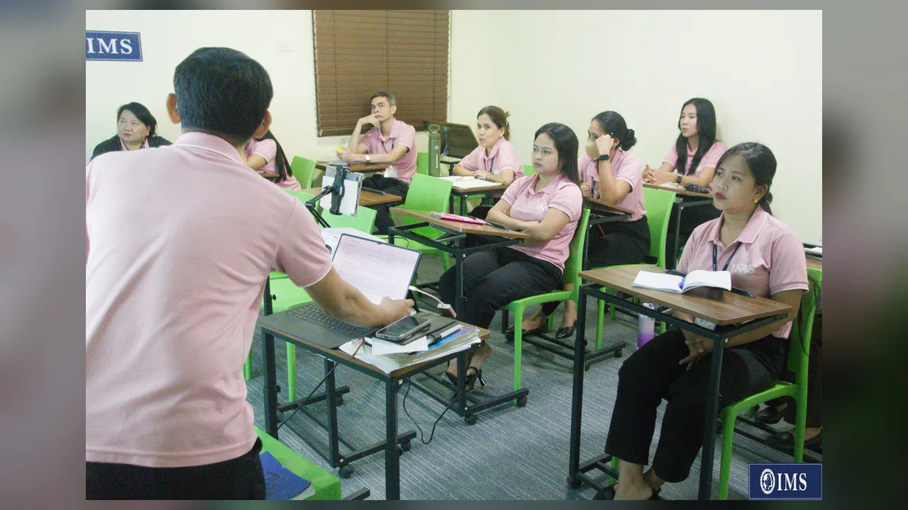 IMS Academy(アイエムエス)Banilad校のコースと授業|ESL・IELTS・TOEIC・講師変更