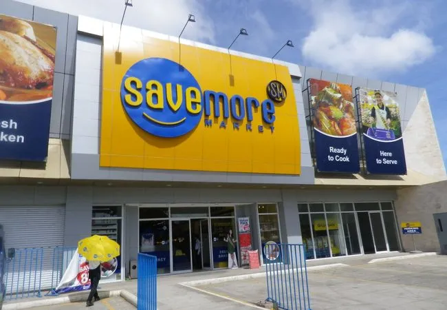 Savemore Market Maribagoの店舗外観