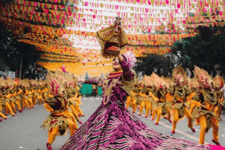 セブ市のFuenteのSinulog・年末行事｜開催年別の交通規制とホテル帰着を紹介する