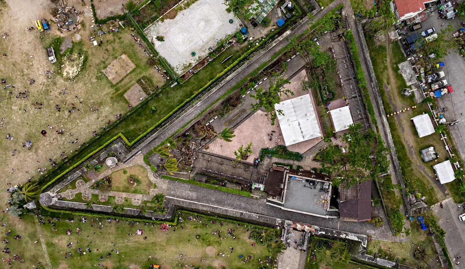 セブのFort San Pedroの三角形と稜堡 石壁・門・大砲から防御を読む