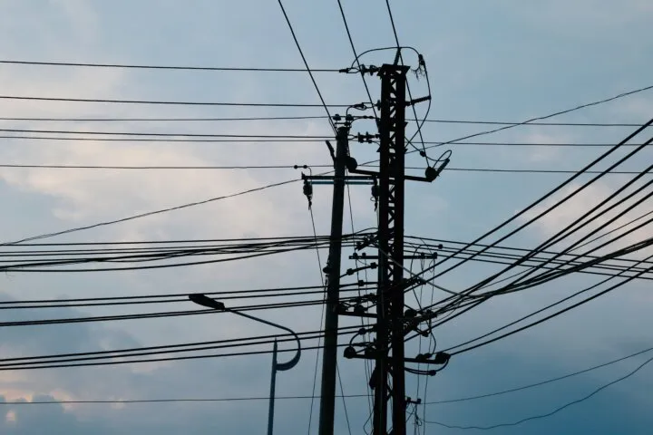 セブITパークの電力・通信設備｜24時間稼働を支える非常用電源と複数回線を紹介する