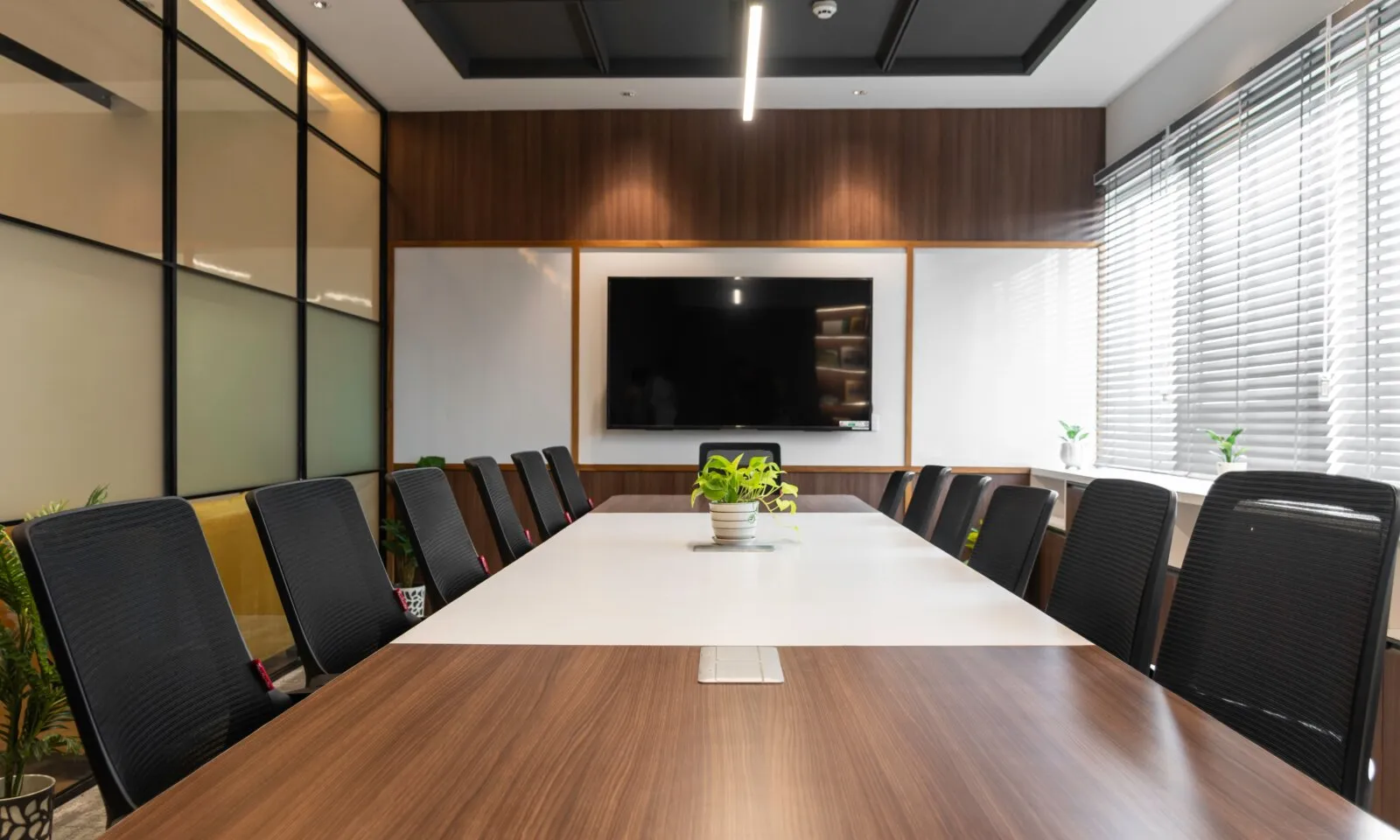 セブのOakridge Executive Clubの会議室比較｜Mahogany Hall・小会議室・Maple Roomを比べる