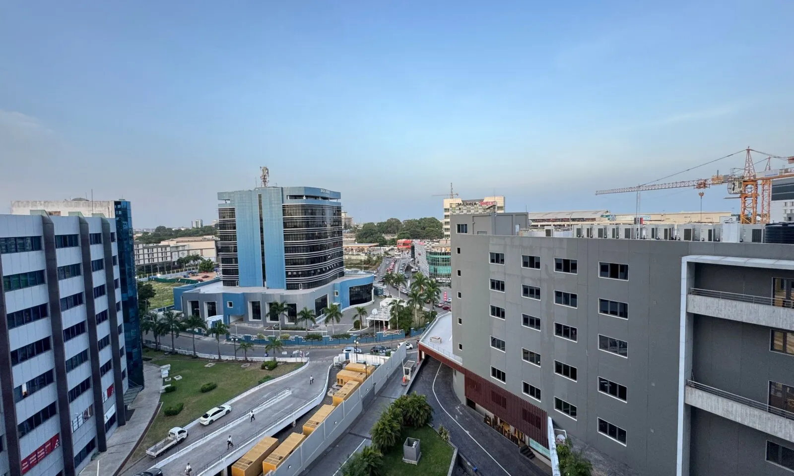 セブ・マンダウエのBIG Hotel Mandaue｜7つの客室カテゴリーとParkmall周辺の滞在拠点を確認する