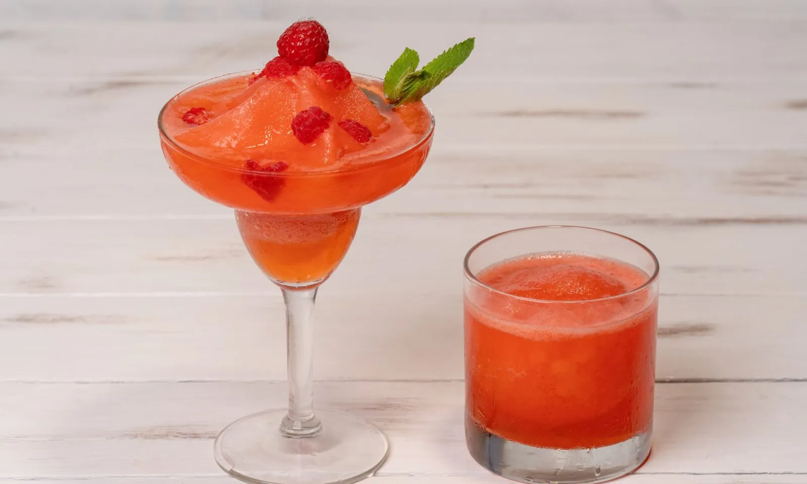 セブ市郊外のTipsy Hut TOPS店 アルコール入りスラッシュ5種と2サイズを紹介する