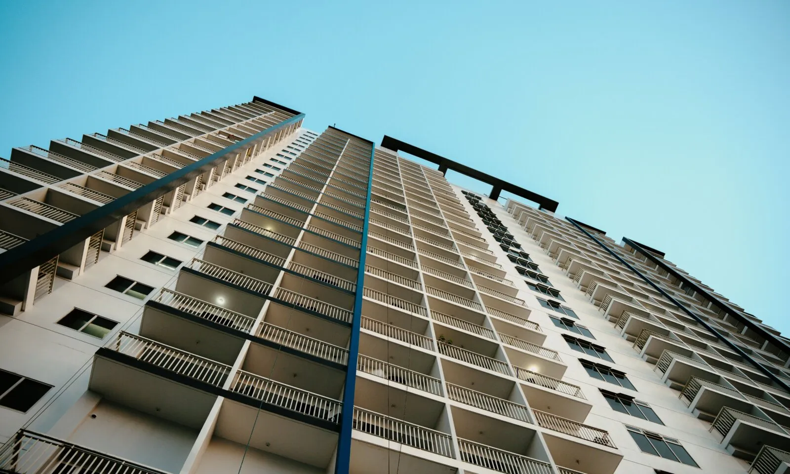 セブのMarco Polo Residencesとホテルの違い 住宅棟・Parkplace・予約条件を確認する