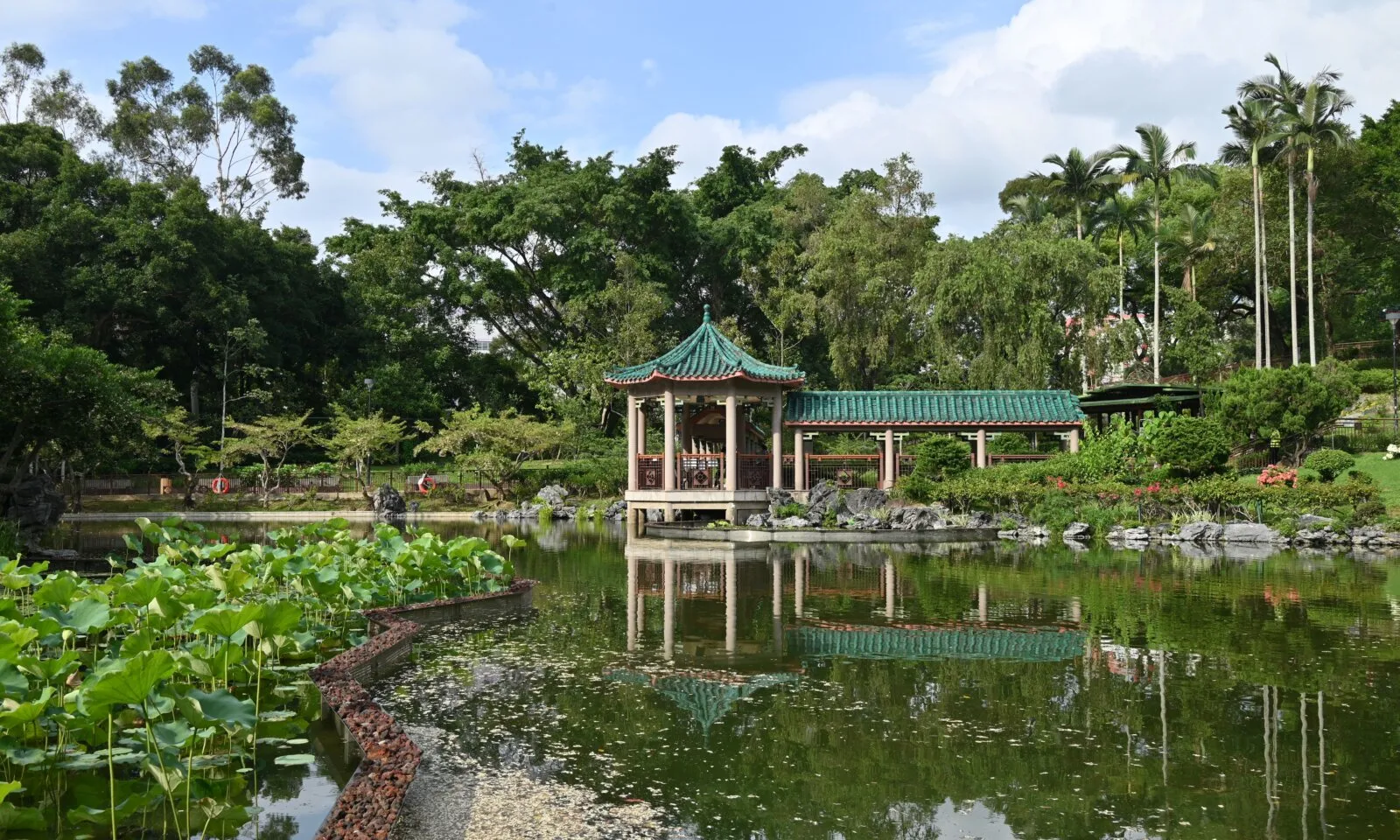 セブのMogambo Springs|Plantation Bayのスパ施設と施術