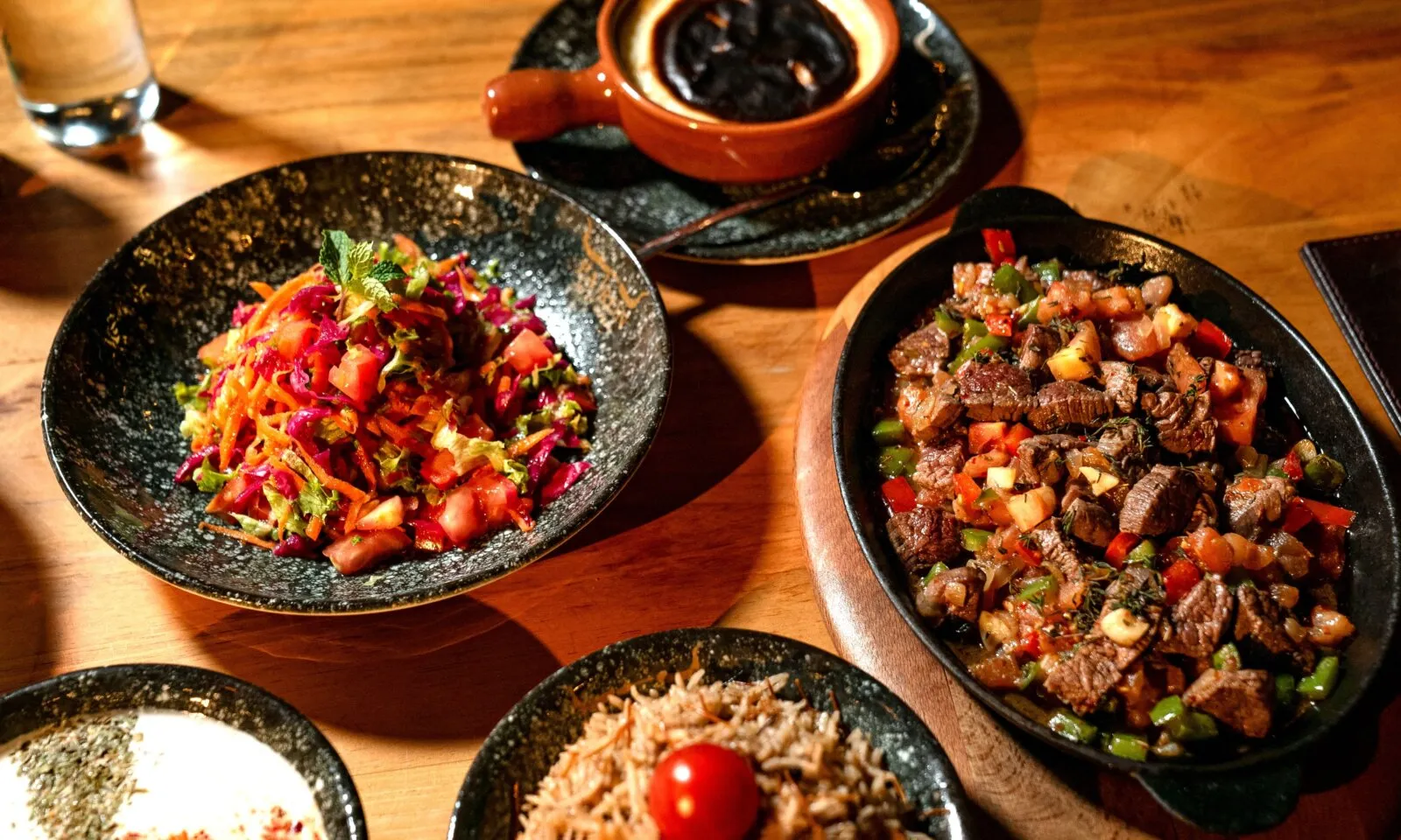 Anzani レストランガイド Nivel Hillsの地中海料理と食事予約