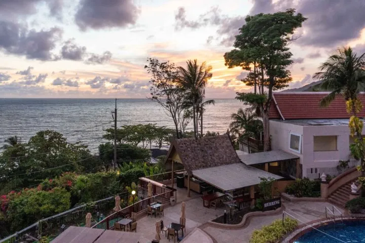 Costabella Tropical Beach Hotel｜客室・プール・ビーチを確認する