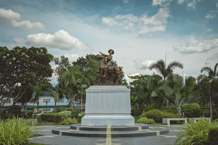 セブ市のFuente Osmeña Circle｜噴水と水道の歴史・公園利用の基本を押さえる
