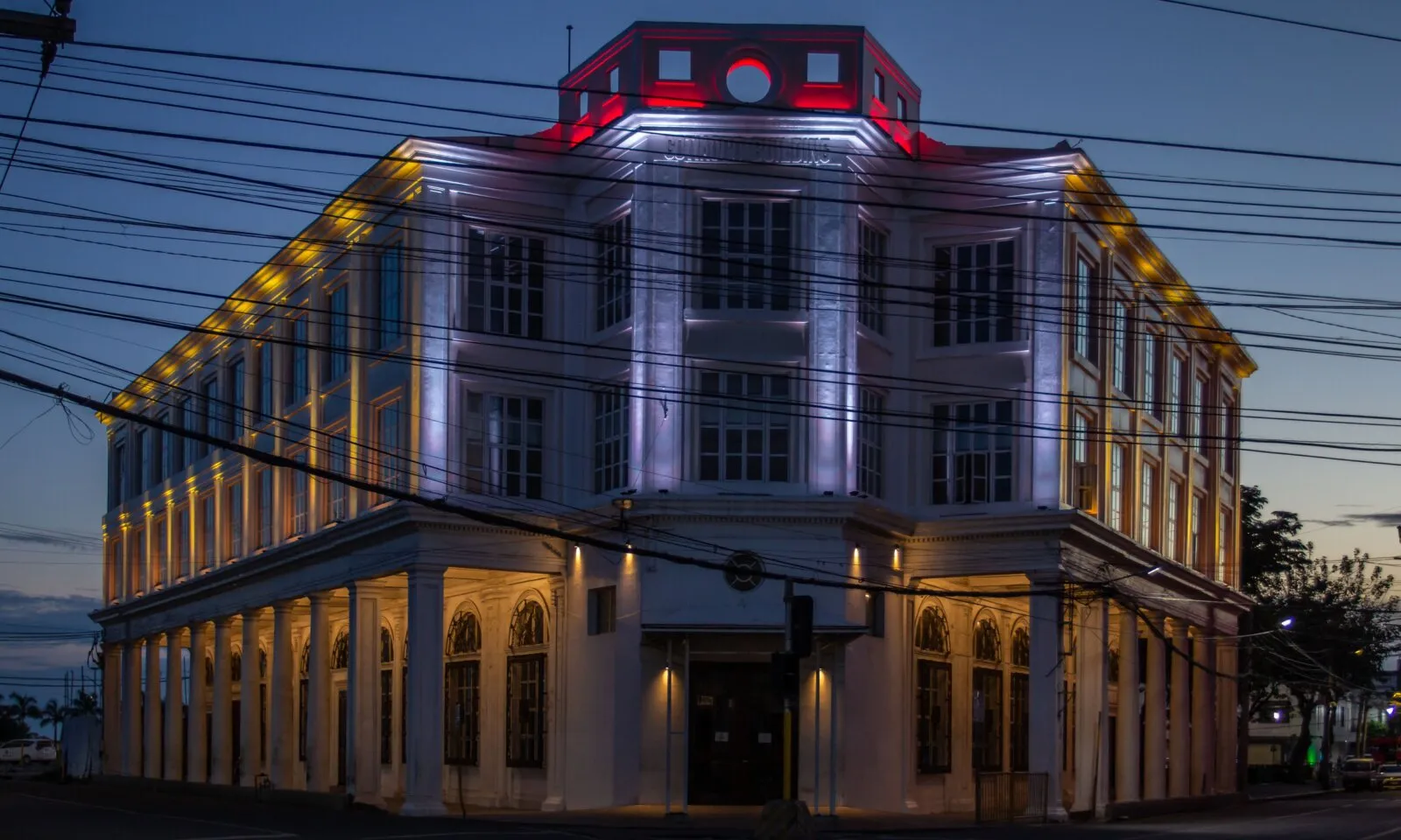 セブのCompania Maritima Building 旧Fernandez Buildingの来歴と外観
