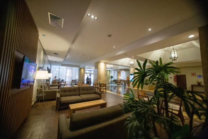 NUSTAR Lobby Lounge｜NUSTAR Hotelの食事・ティータイム・待ち合わせを確認する