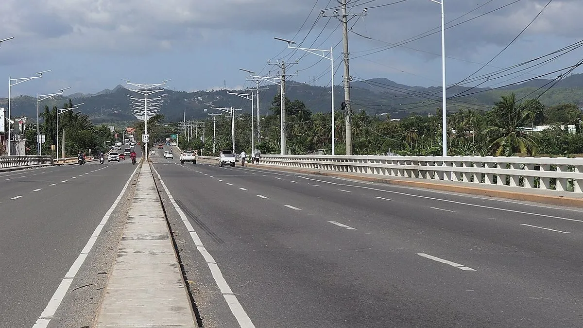 セブの幹線道路